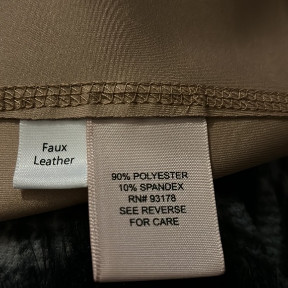 Philosophy Faux Leather Navy Floral Light Coat with pockets size 2X - Picture 3 of 3